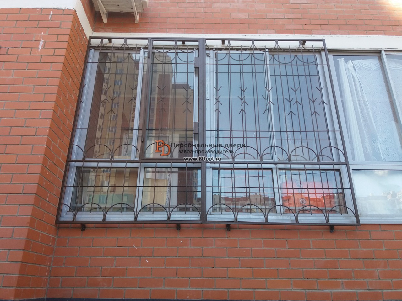 Решетка на трех метровый балкон